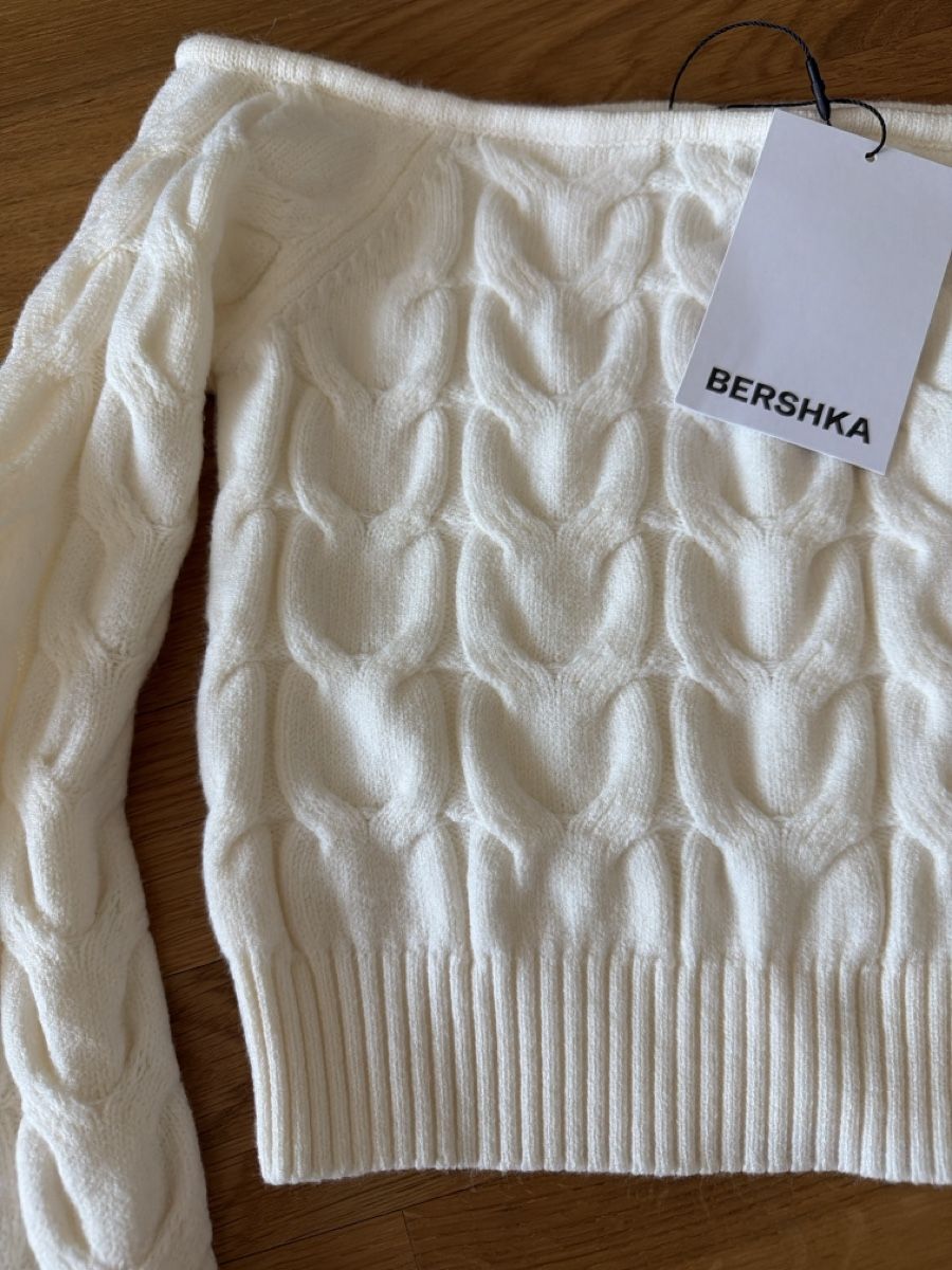 Bershka Maglioni & Felpe: Bershka Strickpullover Off-Shoulder, neu mit Etikett, S – Nuovo (secondo la descrizione) da Horgen venduto da red_sonja 1
