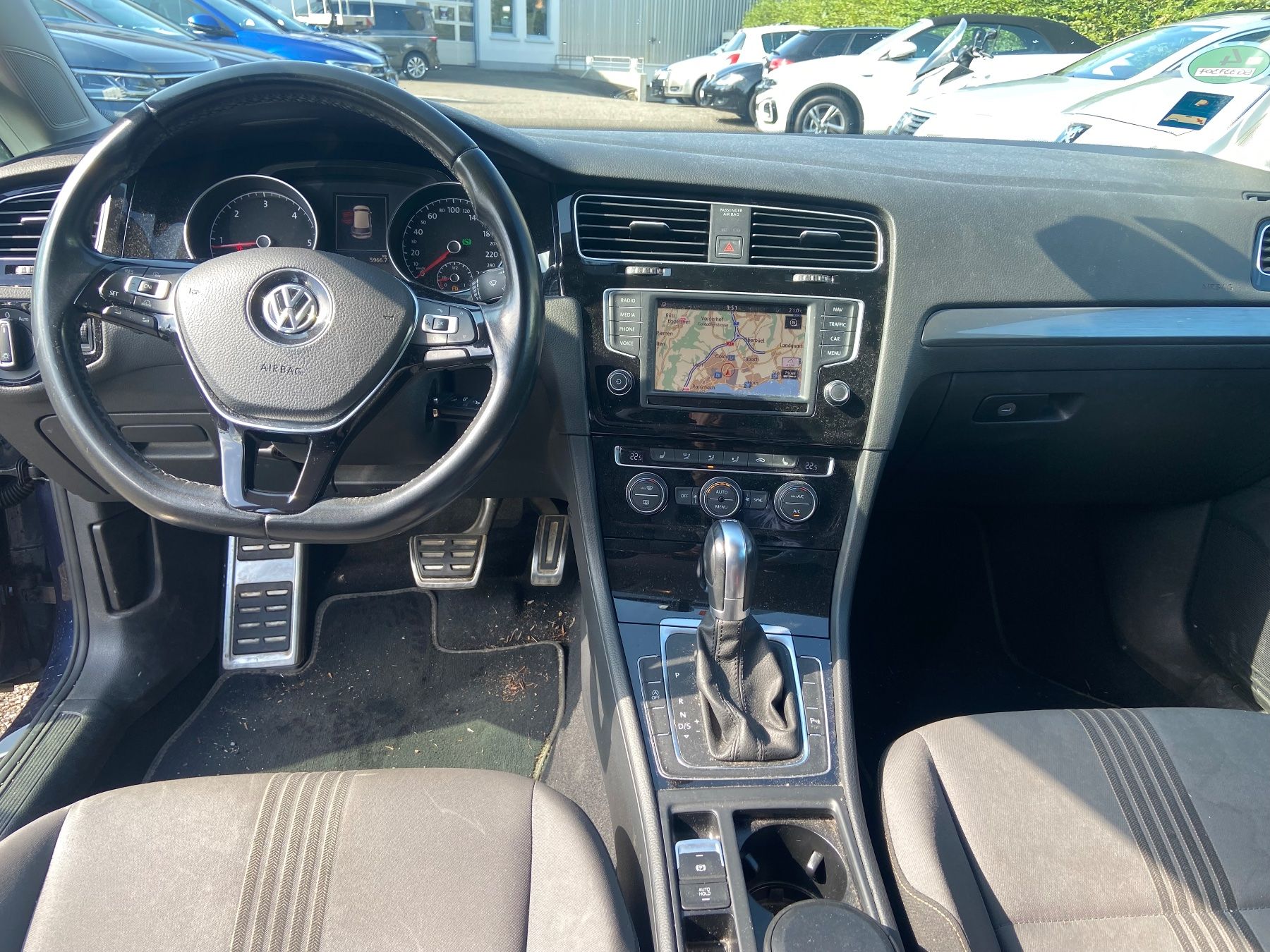 VW Autos: *****VW Golf 7 2.0TDI Allstar DSG***** – Gebraucht aus Goldach von CityGOAuktion 5