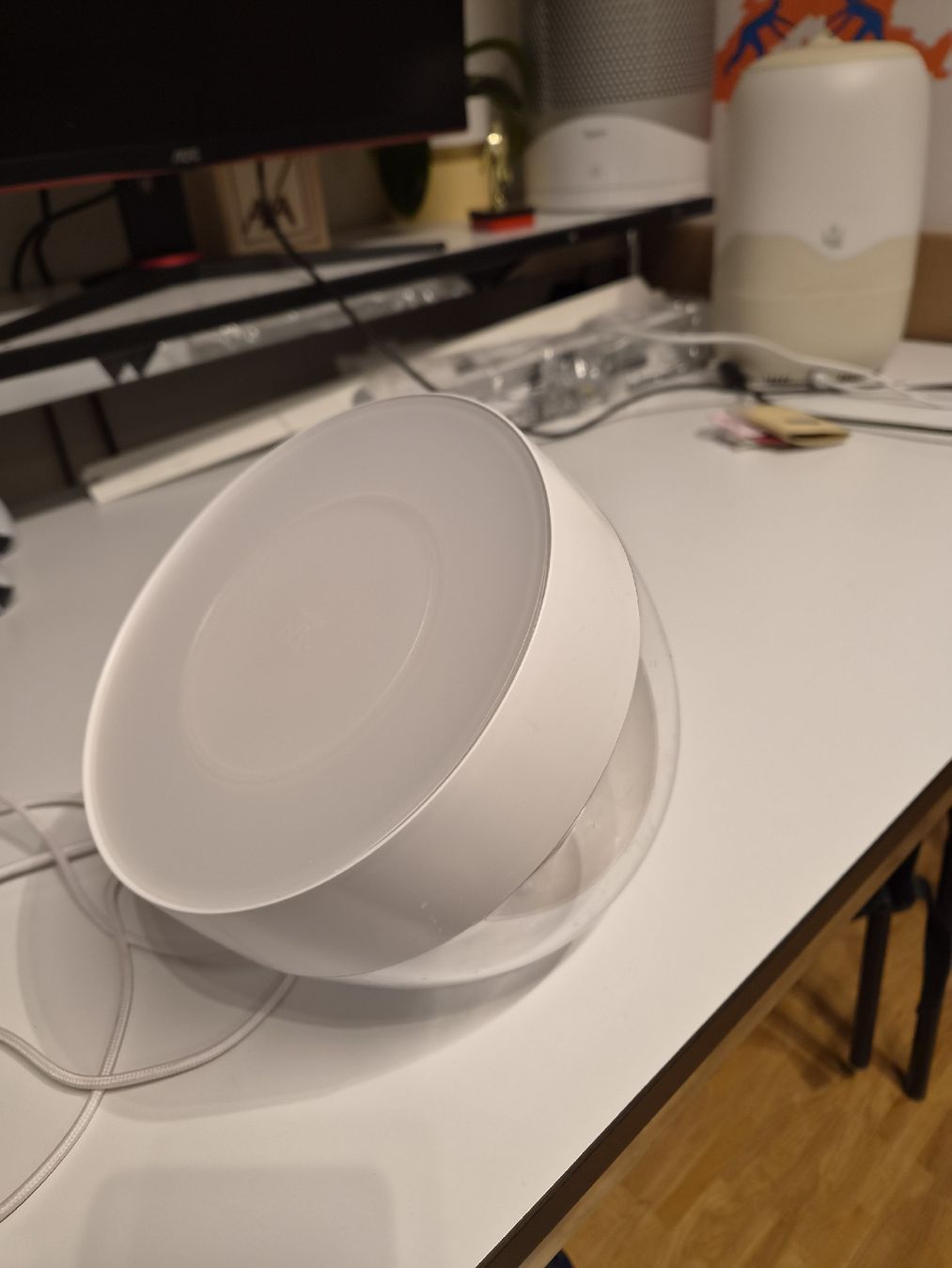 Philips Lampade: Philips Hue Iris Leuchte weiss gebraucht – Usato da Zürich venduto da supermanfred4955 2