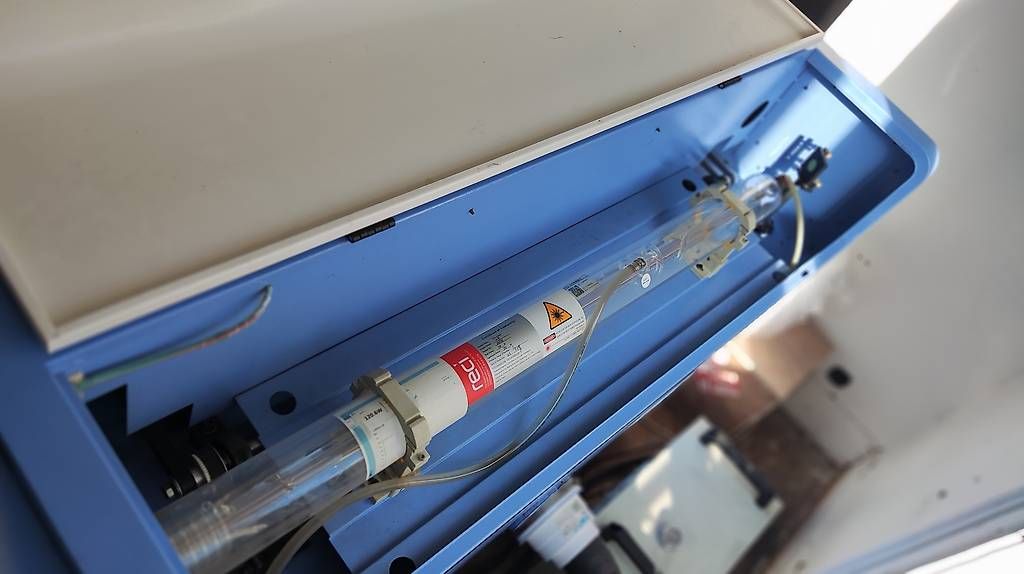 Tutte le macchine: machine CNC laser CO2 120w  – Usato da Vevey venduto da bob_m25j 1