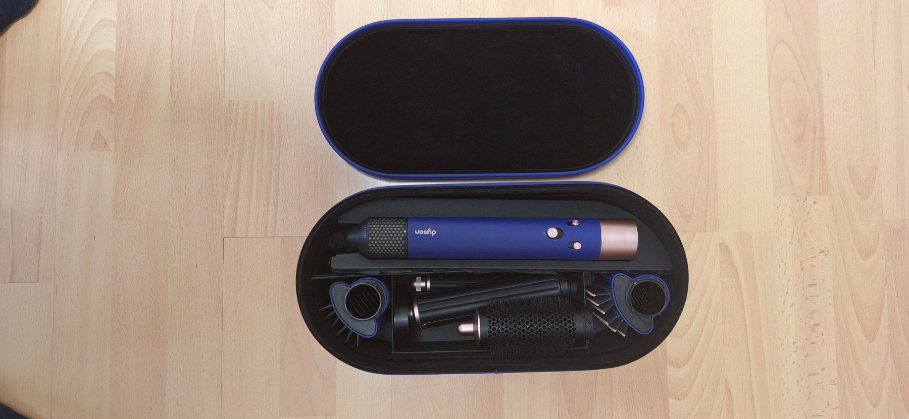 Dyson Lockenstäbe & Haarglätter: Dyson Airwrap Multi-Styler Complete Long HS05 – Gebraucht aus Kölliken von LauraLeo13 2