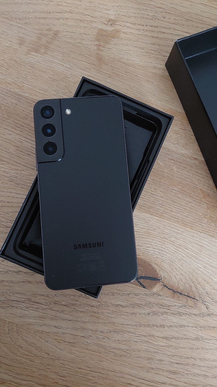 Samsung Telefoni cellulari / Smartphones: Samsung Galaxy S22 - Gute Zustand - Dual – Usato da Gwatt (Thun) venduto da Letzte-Chance-III 3