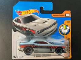 Hot Wheels Dodge Challenger Muscle Car 7/10