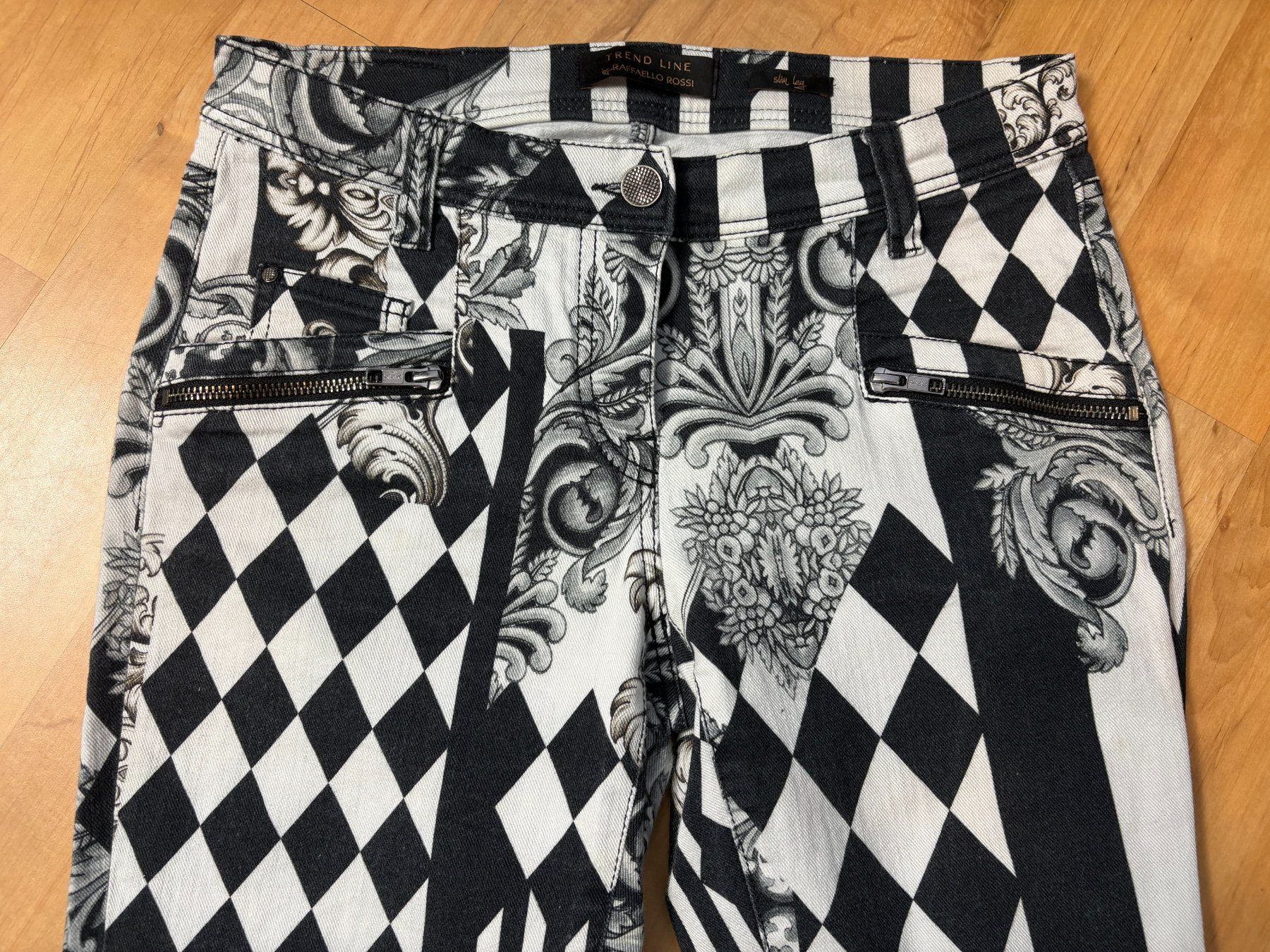 Raffaello Rossi Hosen: Einzigartige Hose RAFFAELLO ROSSI Gr. 38 – Gebraucht aus Willisau von ani_gtk8 1