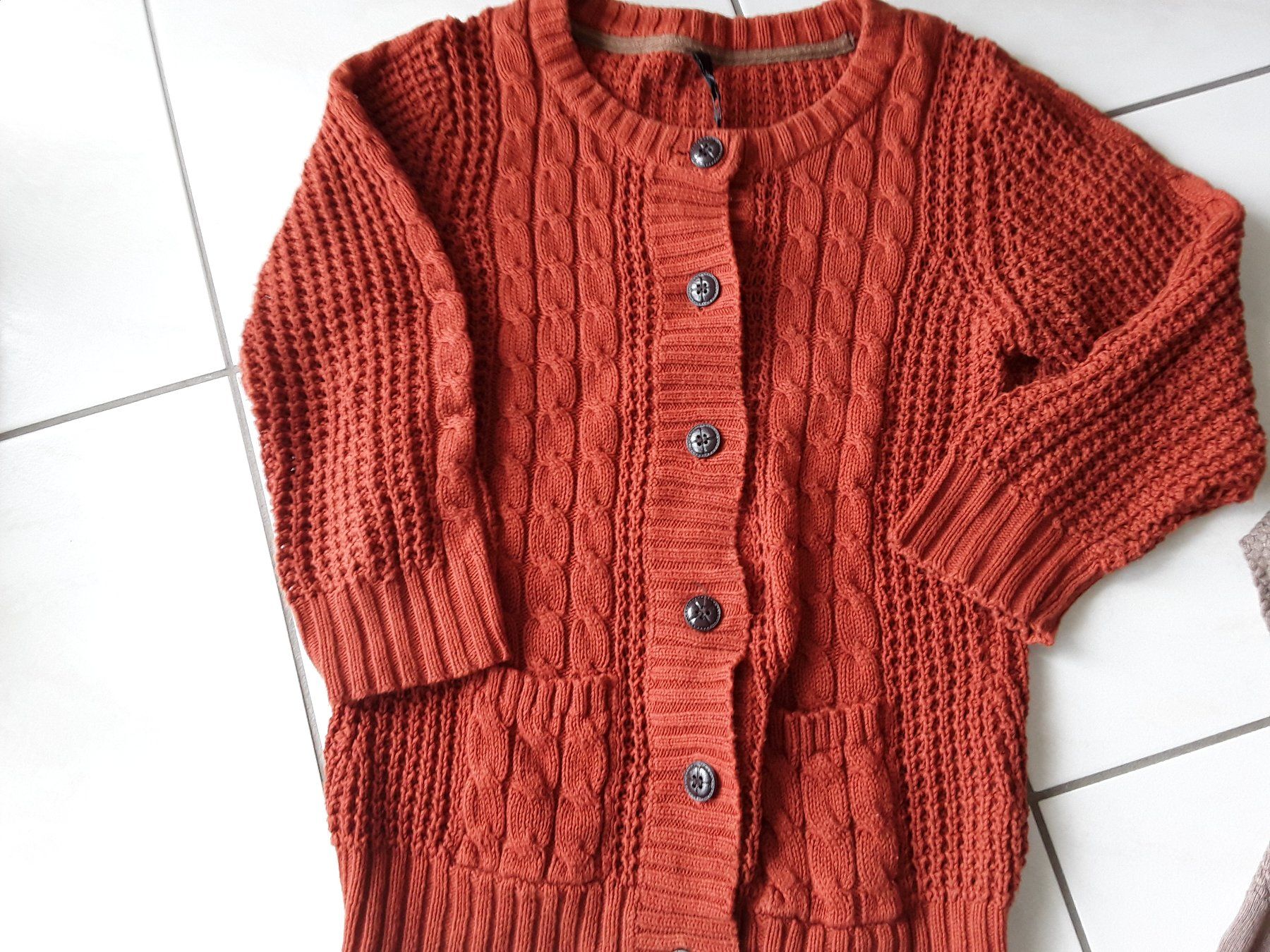 Lotti di vestiti: Kleiderpaket XS – Usato da Heimberg venduto da Samprof 1