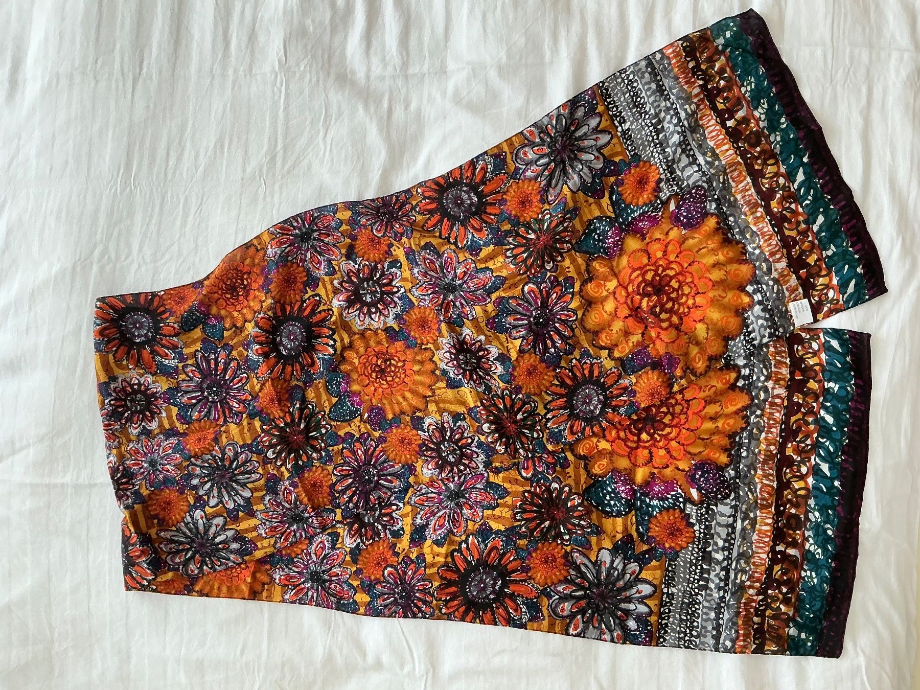 Foulard & Sciarpe: Seidenschal 35x 180 cm – Usato da Zürich venduto da Janakpur 1