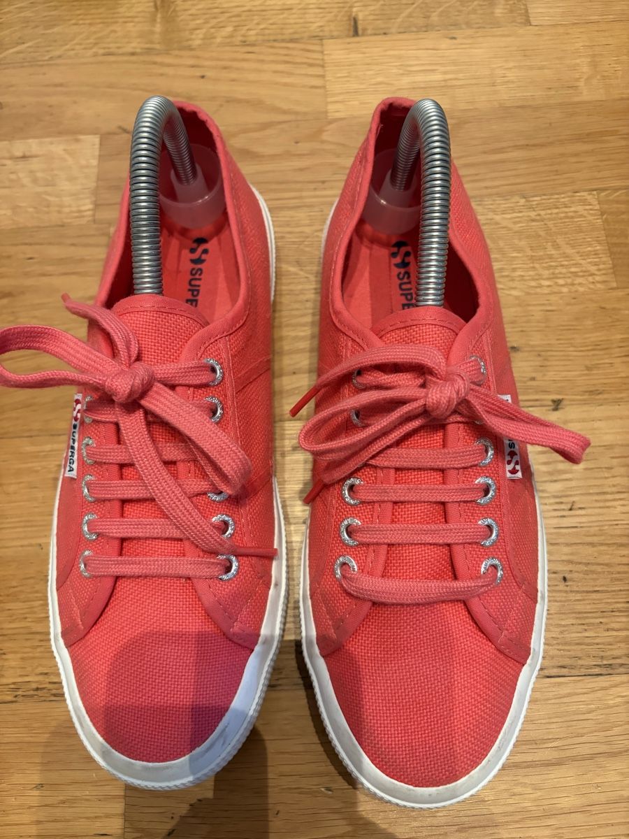 Superga Scarpe da uomo: Superga Sneaker Rot Gr. 40 – Usato da Bern venduto da debsterl
