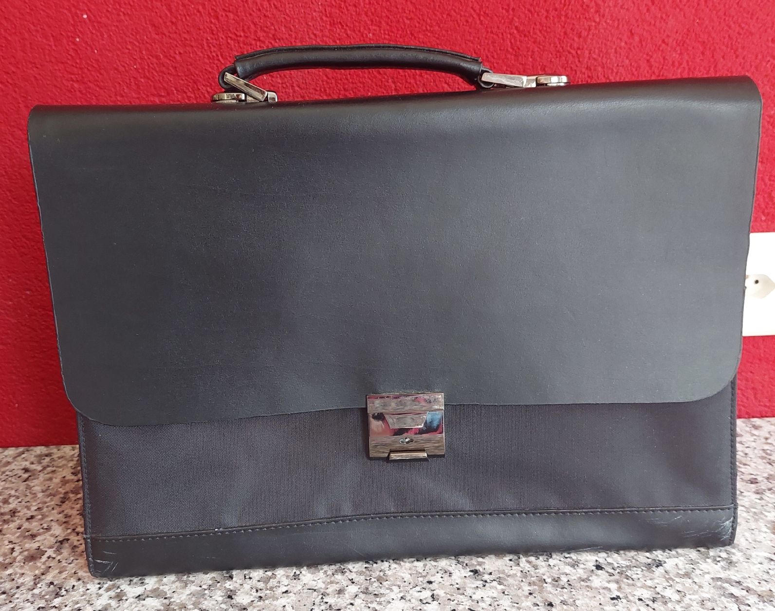 Valises & Sacs: Akten/Laptoptasche – D'occasion à Stettlen par Dolores1987