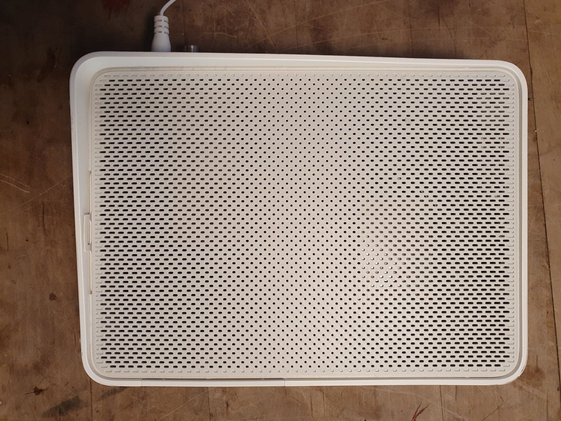 Modem & Router: UPC Connect Box – Usato da Zürich venduto da loosebone 4