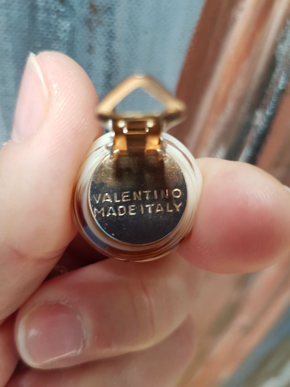 Catenine: VALENTINO  - Halskette mit Orhclips – Usato da Lengnau BE venduto da Mango888 8