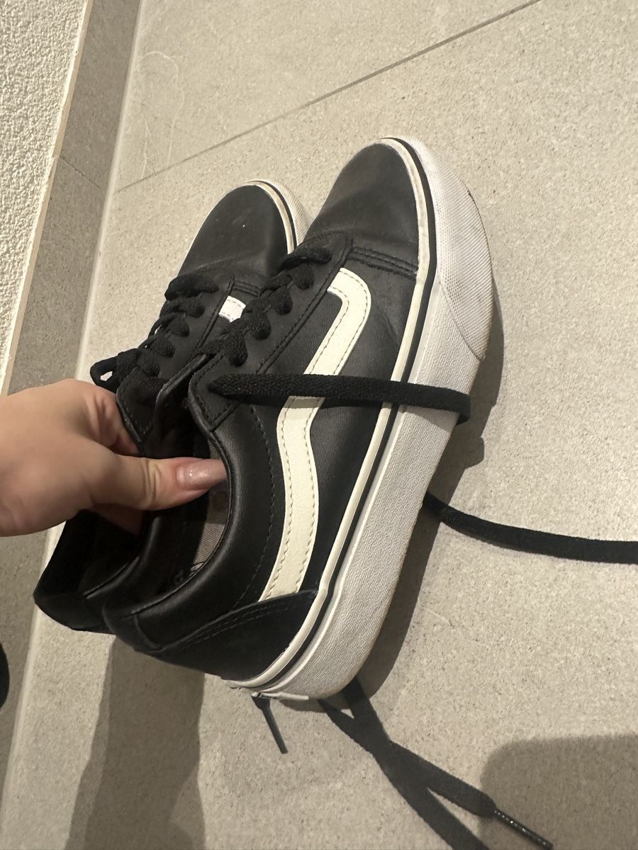 Vans Scarpe da uomo: Schwarze Leder Optik Vans – Nuovo (secondo la descrizione) da Ottenbach venduto da Irinaberther 2