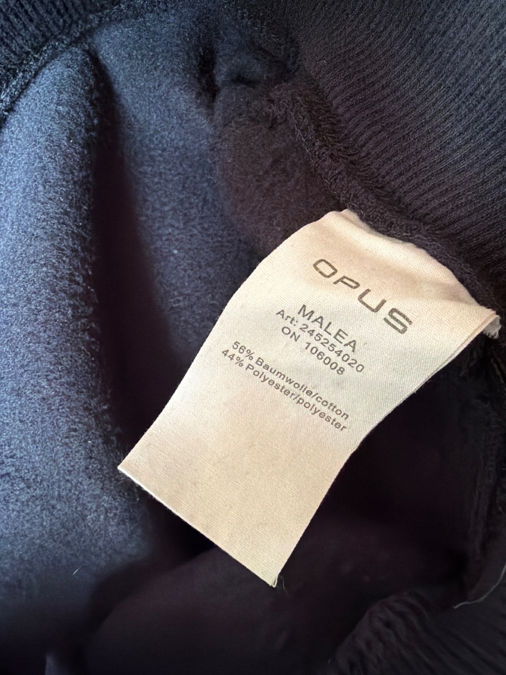 Opus Pantaloni: jogginghose opus – Usato da gurzelen venduto da malu04 4
