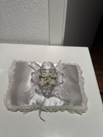 Romantisches Ringkissen Hochzeit weiss silber