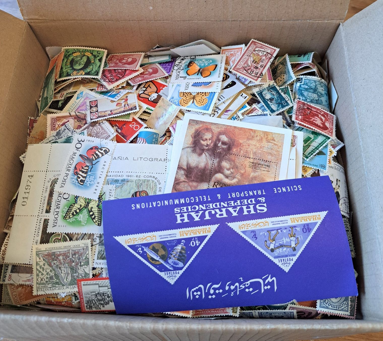 Tutti i francobolli: Timbres Monde décollés 1kg – Usato da Biel/Bienne venduto da ESOXMAN 1