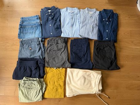 13 Teile / Kleiderpaket Herren / Gr. S-M / NP CHF 950.00