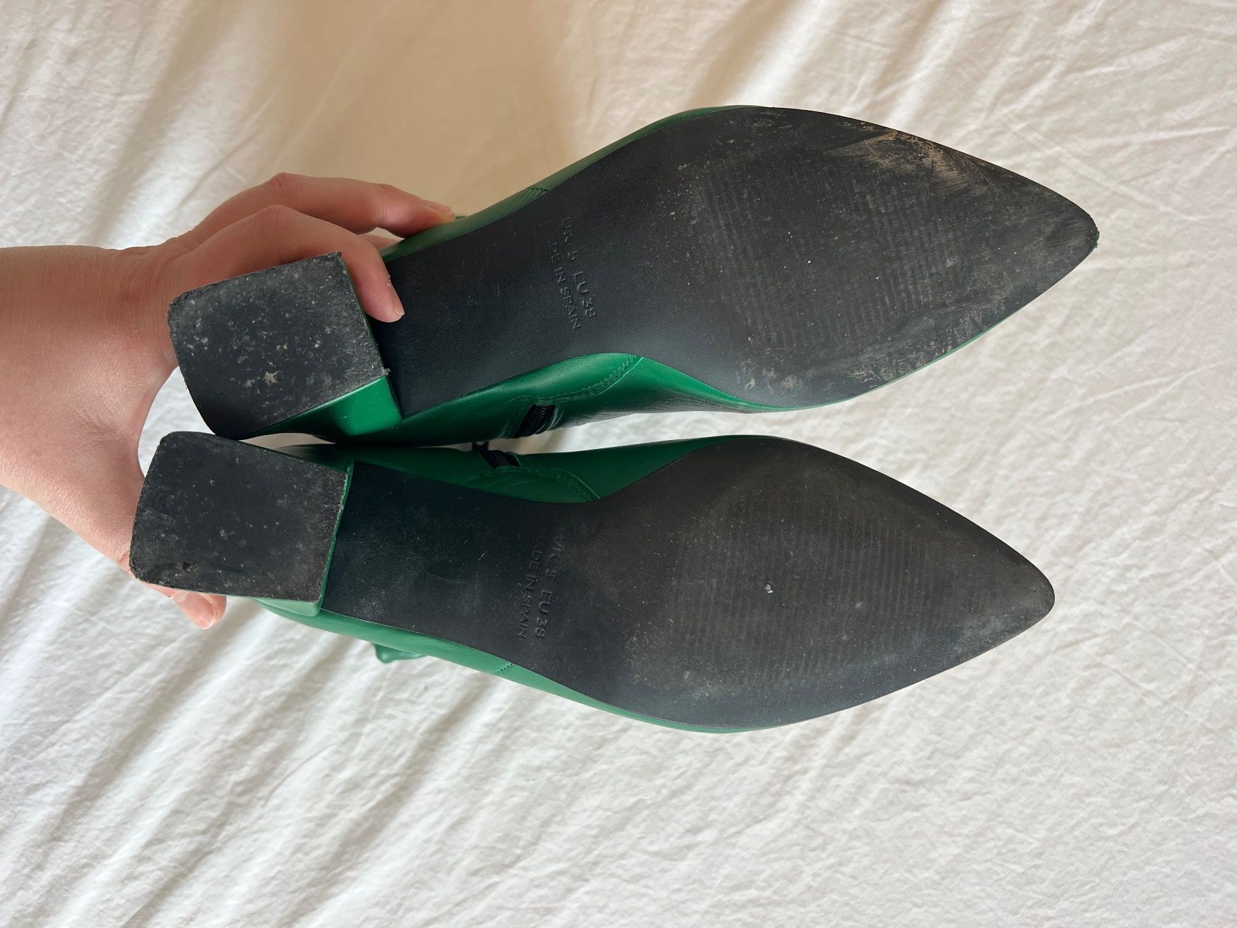 Scarpe da donna: Bottines vertes à noeuds 38 – Usato da Neuchâtel venduto da Thesebootsaremadeforwalking 3