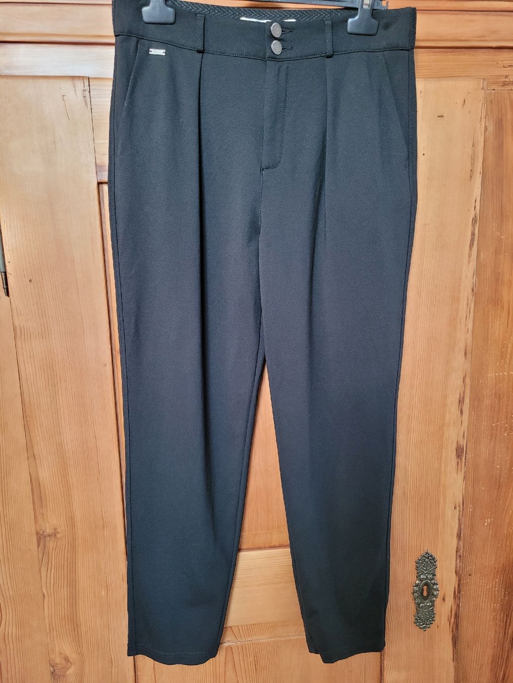 Pantaloni: Damenhose schwarz – Usato da Zufikon venduto da san_cer