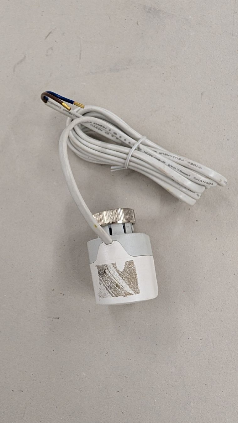 Siemens Radiatori: Siemens STA21 Ventilantrieb – Nuovo e nell'imballaggio originale da Volketswil venduto da mar_c5pv 3