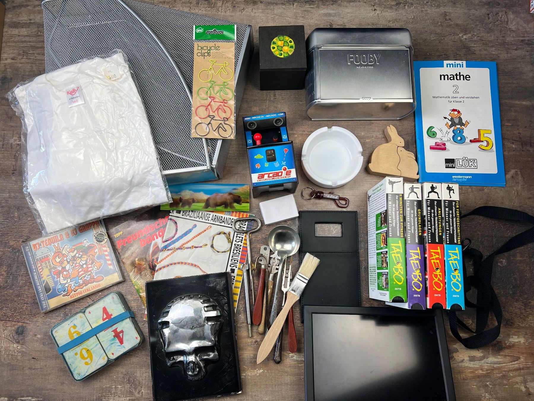 Alle Dekorationen: Flohmarkt Kiste 1 Restposten allerlei – Gebraucht aus Hallau von R.R.91