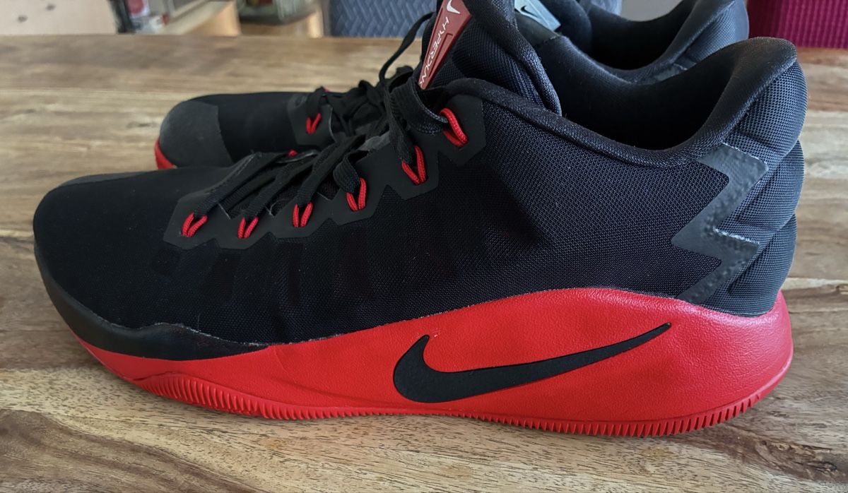 Herrenschuhe: Nike Hyperdunk Gr. 48.5 – Gebraucht aus Ittigen von Ganjaiii 1
