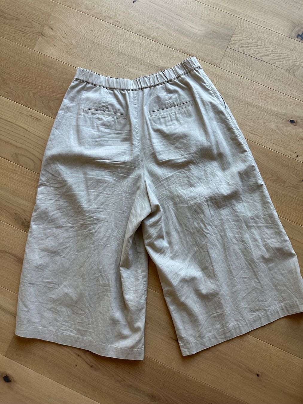 Uniqlo Pantaloni: Leinenhose Uniqlo – Usato da Leuk Stadt venduto da medii1 1