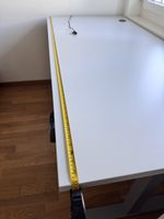 Elektrisch höhenverstellbarer Schreibtisch weiss 160cm