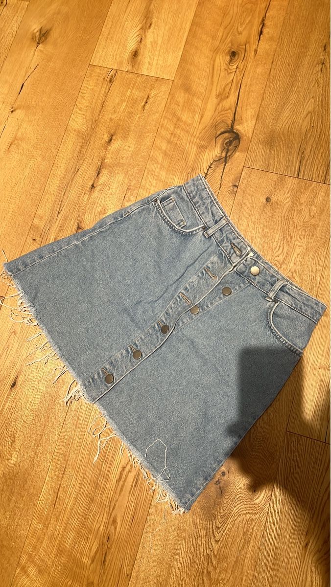 Röcke: Jeans Minirock, hellblau, Gr. 34 – Gebraucht aus Feldbrunnen von soon-nam