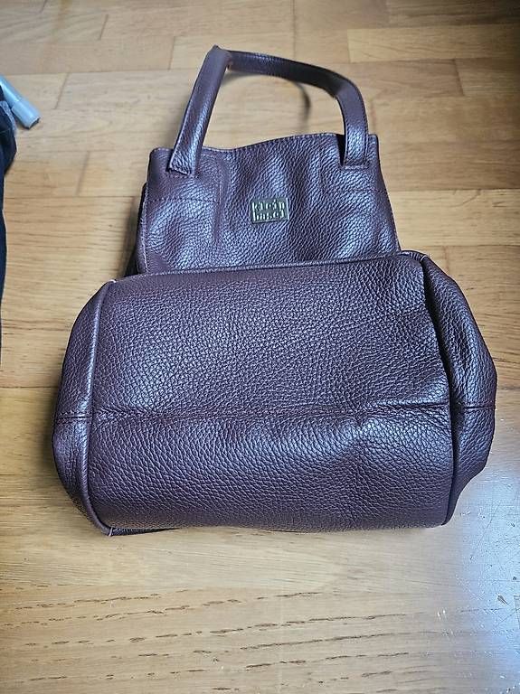 Kleinbasel Taschen für Damen: KLEIN Basel  Leder, wenig gebraucht, perfekt für d... – Gebraucht aus Luzern von han_tkb2