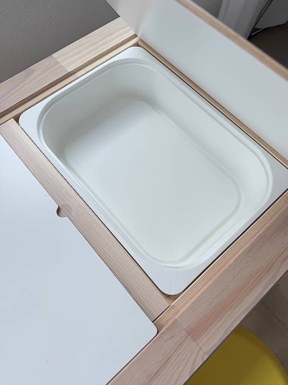 Ikea Tischset: Ikea Set - Kindergisch mit Kinderhocker – Gebraucht aus Meilen von iza_scz7 1