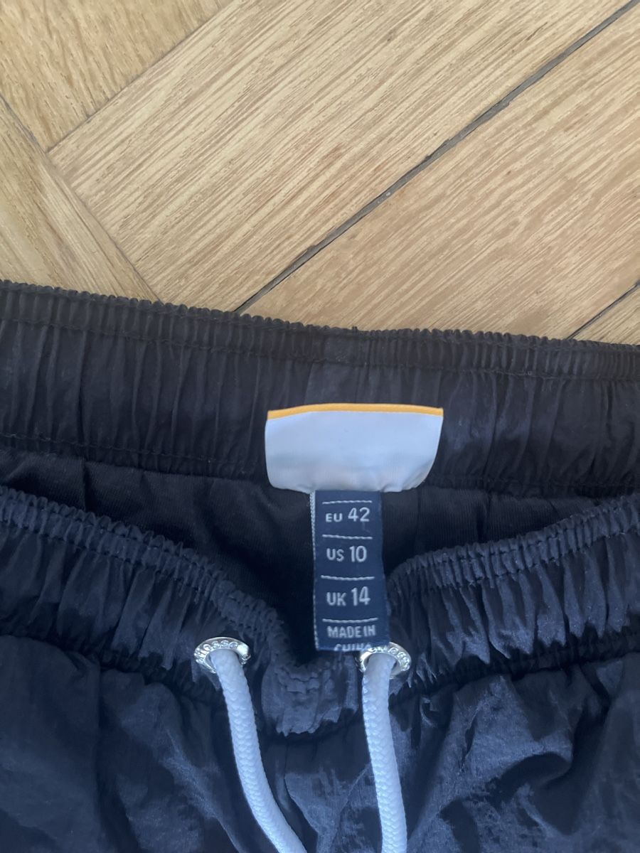 Hosen: Elesse Trainerhose – Gebraucht aus Zürich von s.akeret 1