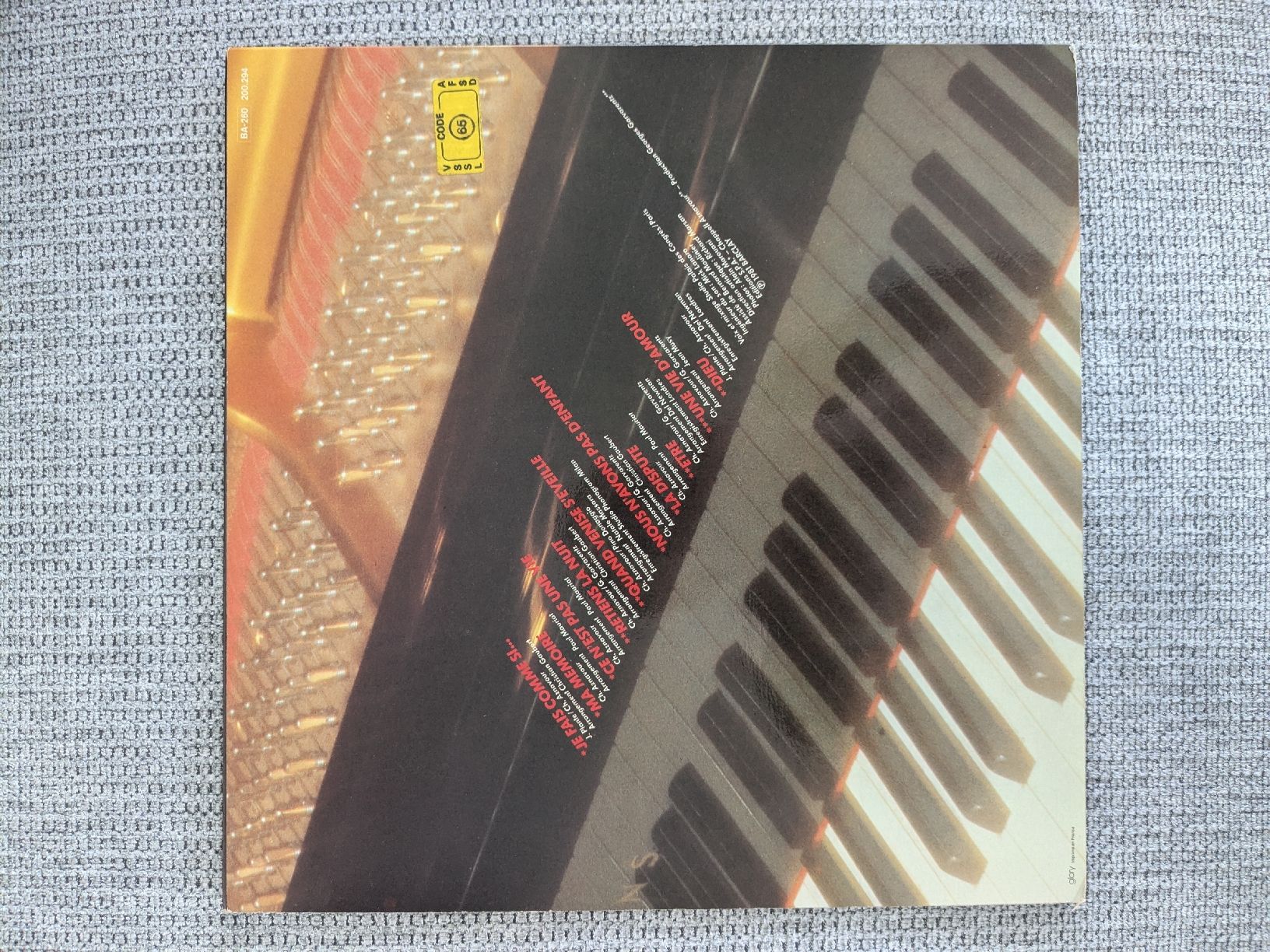 Dischi in vinile: Charles Aznavour Schallplatte "Je Fais Comme Si..." – Usato da Richterswil venduto da dan_c6pz 1