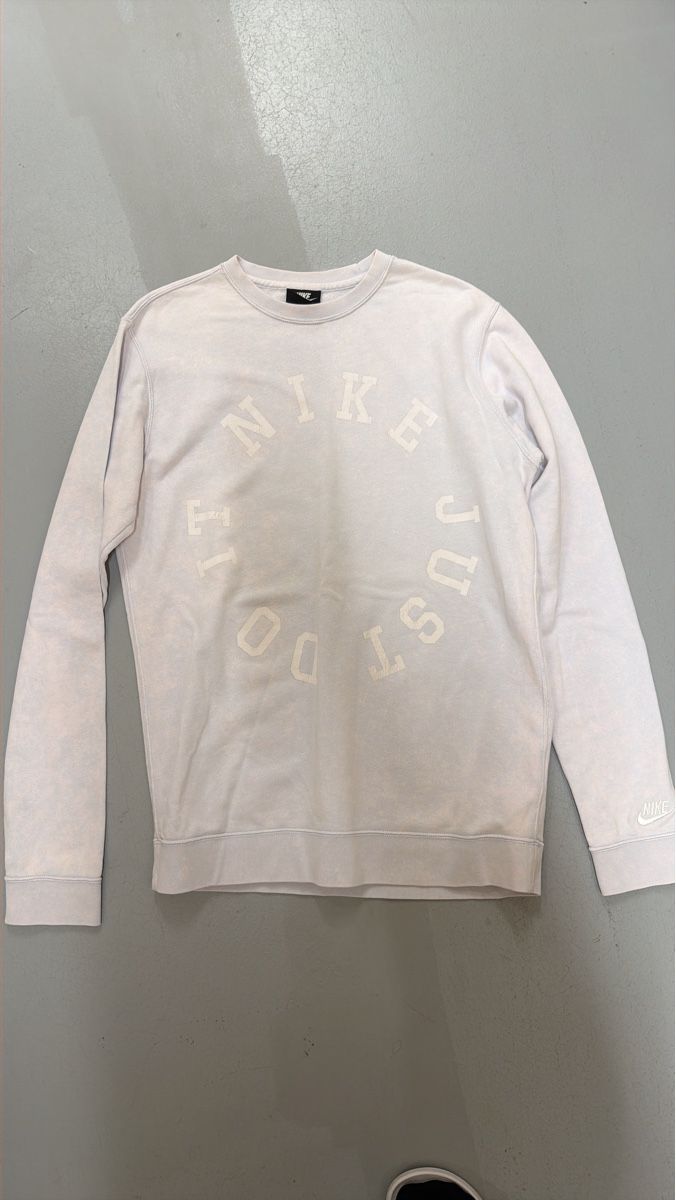 Nike Pulls & Sweat-shirts: Nike Pullover Grösse M! – Neuf (Voir description) à Samstagern par UM94