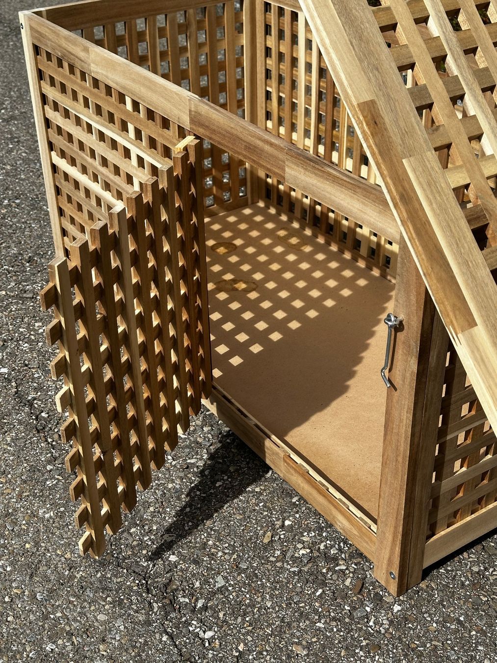 Käfige, Transport & Sicherheit: Hundebox – Gebraucht aus Affoltern am Albis von 5weiss 2