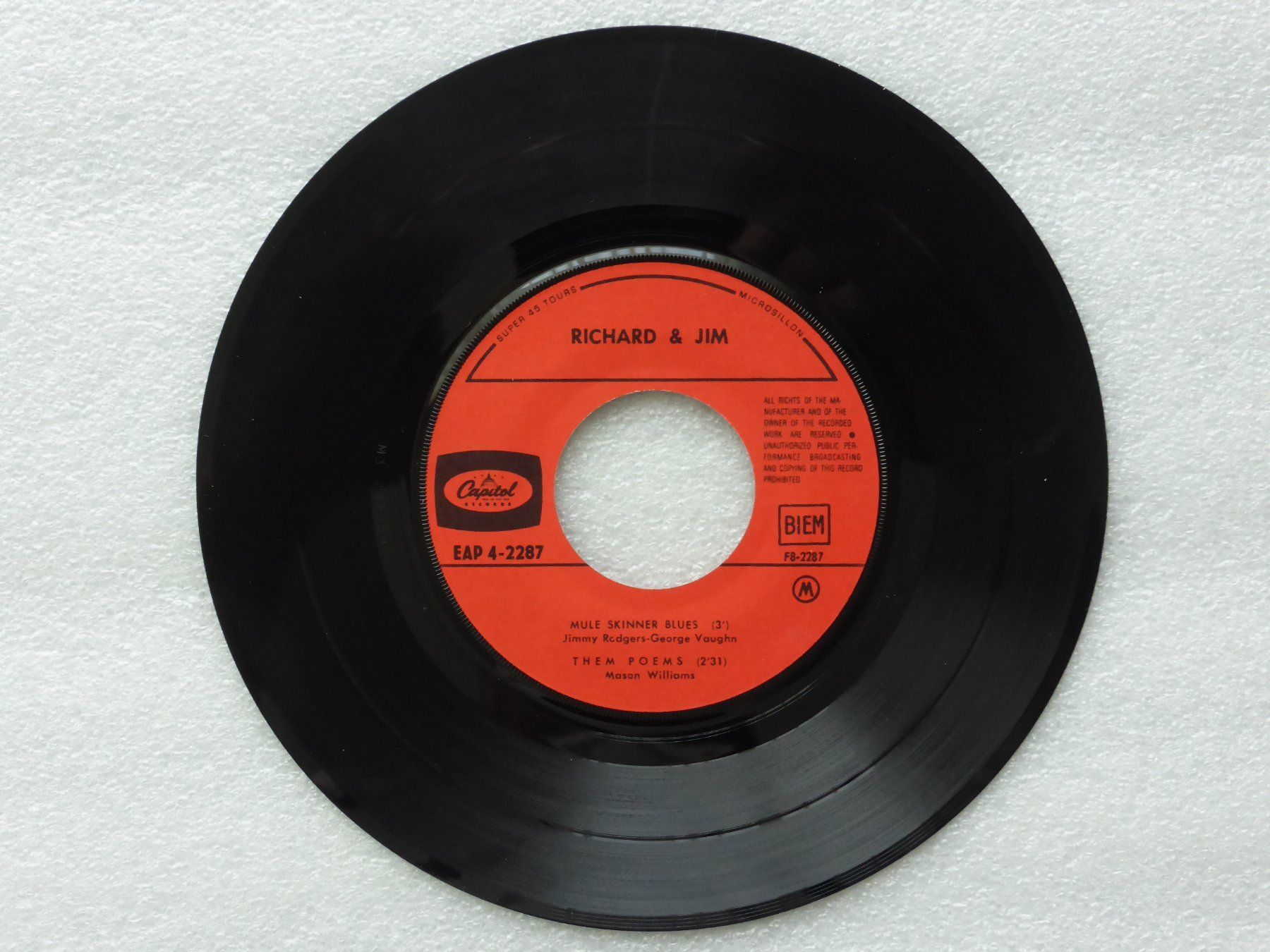 Dischi in vinile: Vinyl Single   EP  RICHARD and JIM – Usato da Küssnacht am Rigi venduto da Mondkinder 2