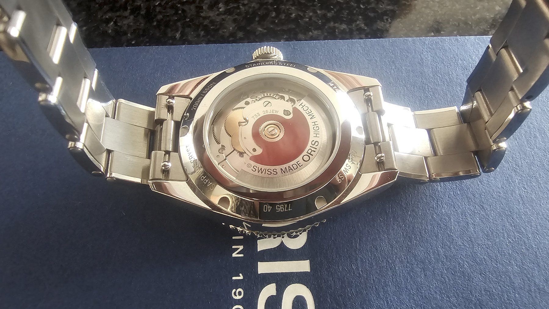 Oris Montres: Oris Divers Date 39mm Beige / September 2025 – D'occasion à Altendorf par Coyote1971 1