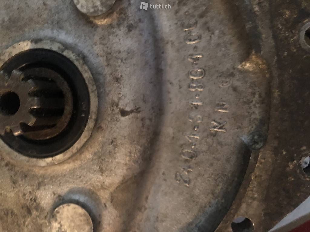 BMW Tutti pezzi di ricambio auto: BMW Isetta Getriebe nur 120fr – Usato da AG venduto da mic_xj6s 1