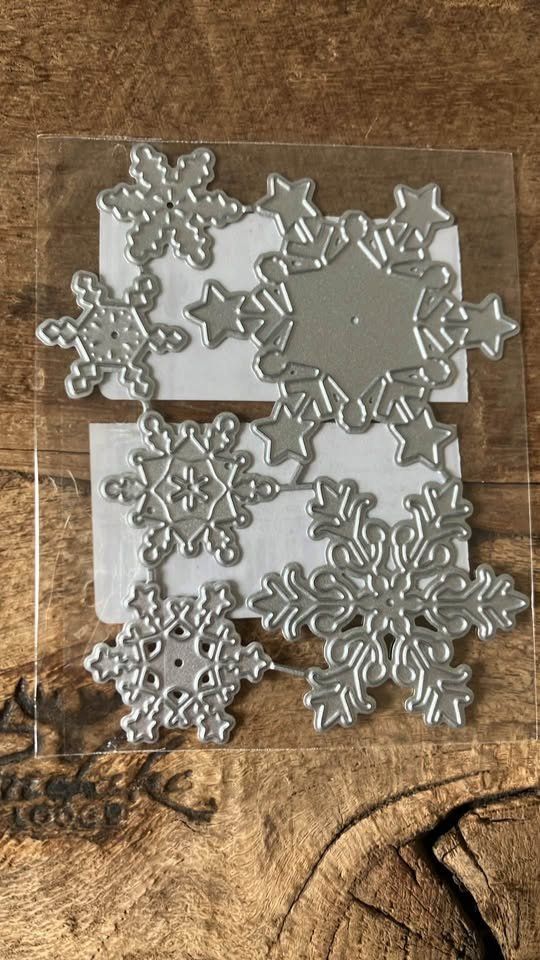 Sciablone: Neues Set Stanzschablonen Schneeflocken, Eiskristalle – Nuovo e nell'imballaggio originale da Effretikon venduto da wenuss 3