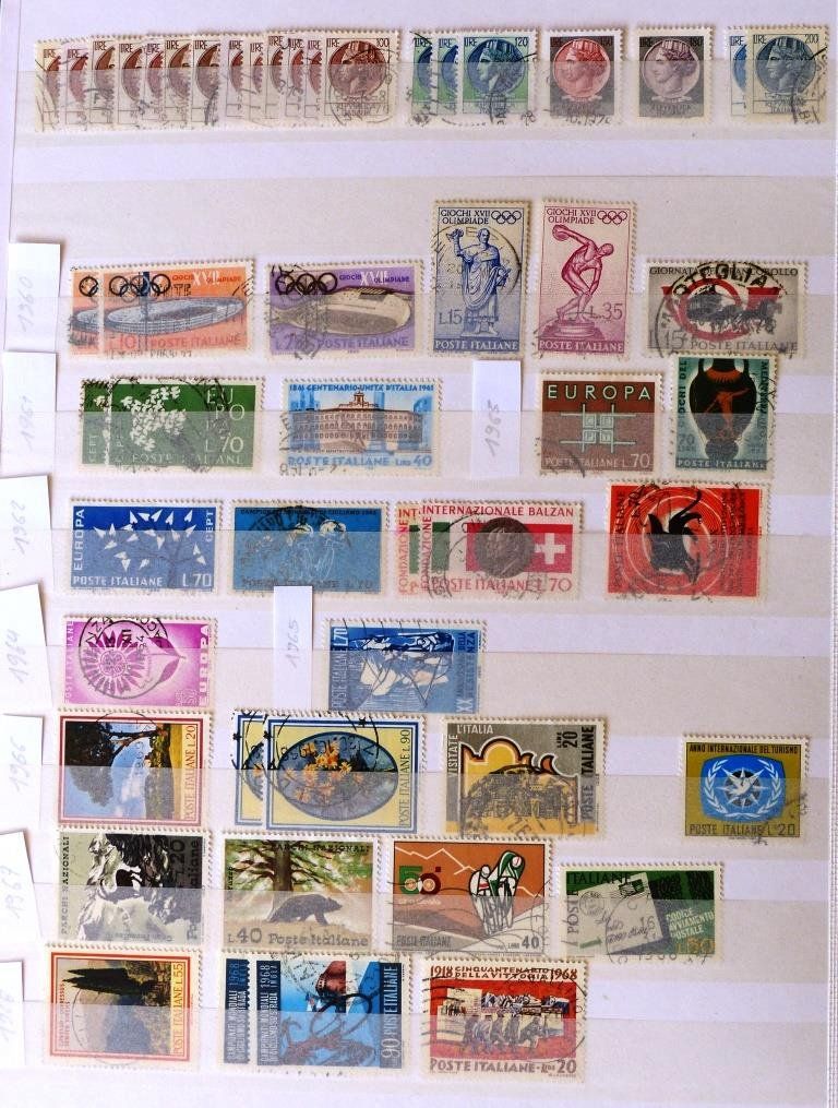 Tutti i francobolli: Italien Sammlung 800 Marken – Usato da Jona venduto da LWF01 5