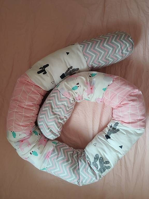 Coussins: Mädchen Bettschlange NEU 2Meter – D'occasion à Strengelbach par Lerch05