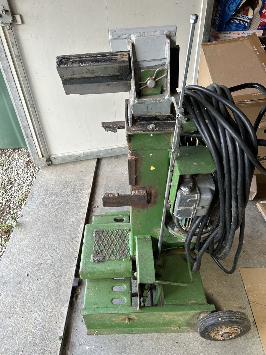 Toutes les machines: Spaltmaschine – D'occasion à Obersteckholz par triple_m 1