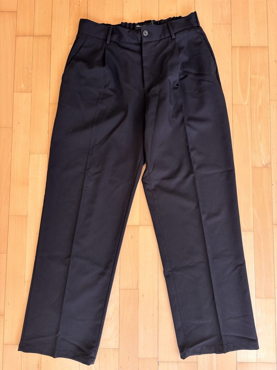 Pull&Bear Pantaloni: Black Trousers – Nuovo (secondo la descrizione) da Zürich venduto da Grothschild