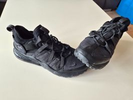NIKE AIR MAX 270 BOWFIN WIE NEU