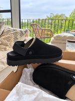 UGG Goldenstar Clog in Gr. 39, Schwarz - Neu