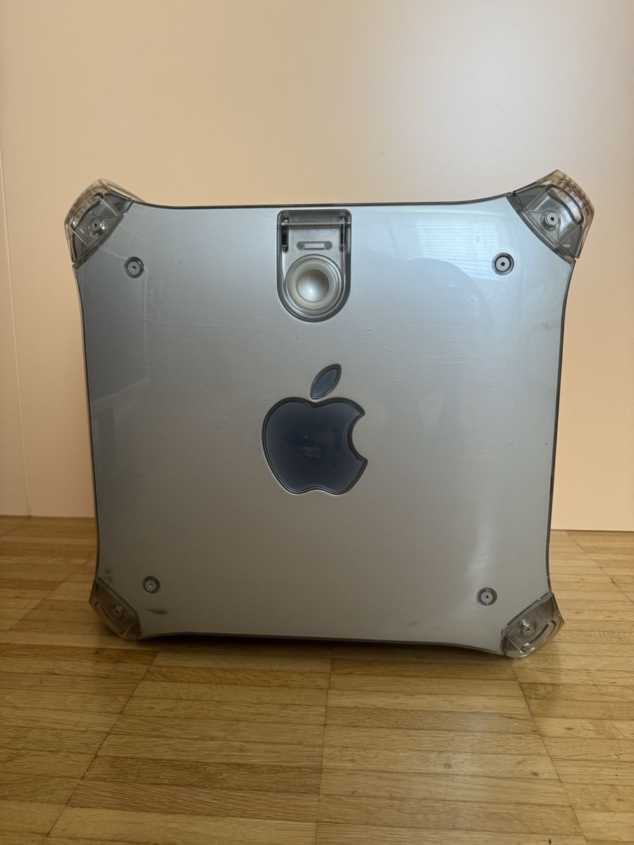 Apple PC: Computer Apple Vintage – Usato da Basel venduto da ser_qy29