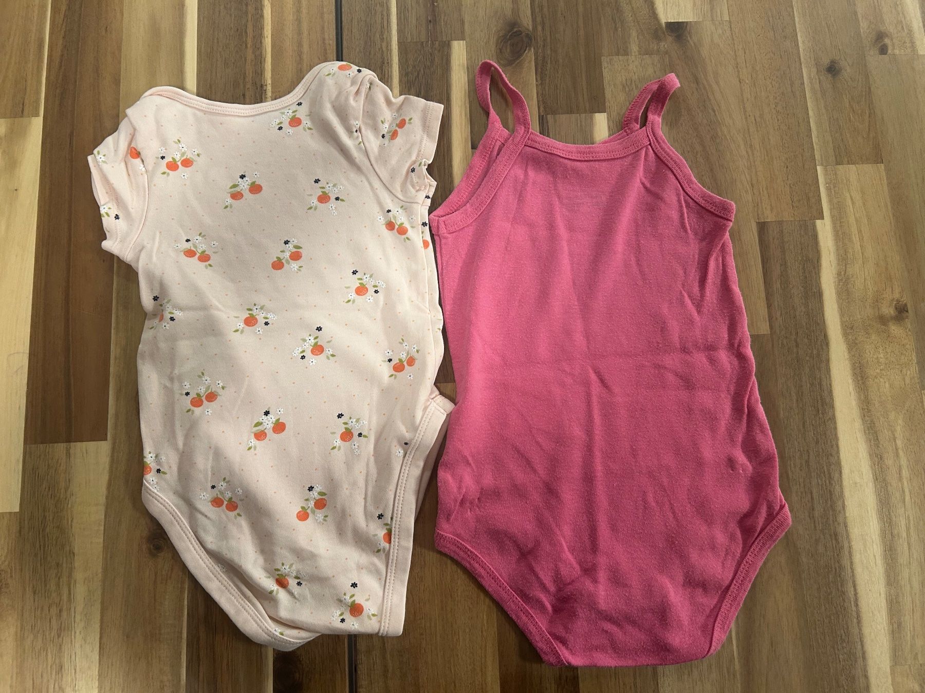 Lotti & Set di vestiti: Bodies Gr. 80/86 – Usato da Würenlingen venduto da meadc 1