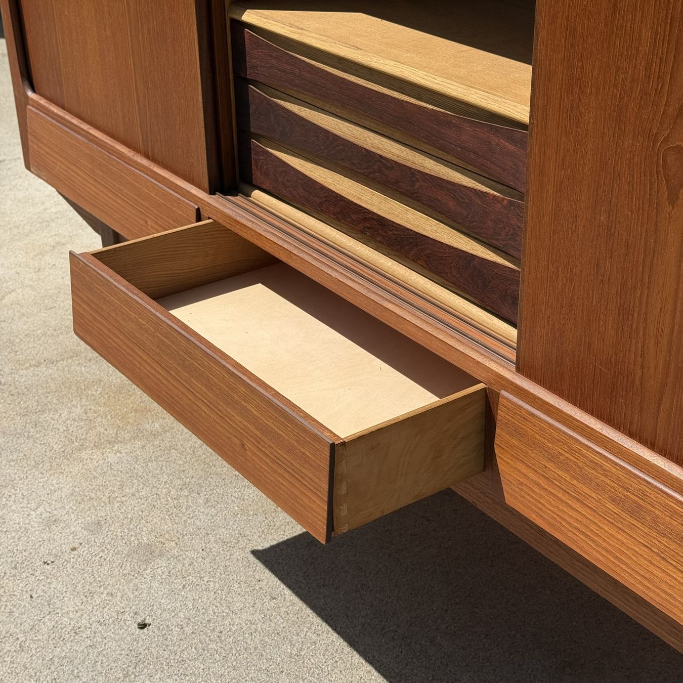 Cassettiere: Mid-Century Teak Sideboard Vintage Kommode #2 – Usato da Oberrieden venduto da Knut8 9