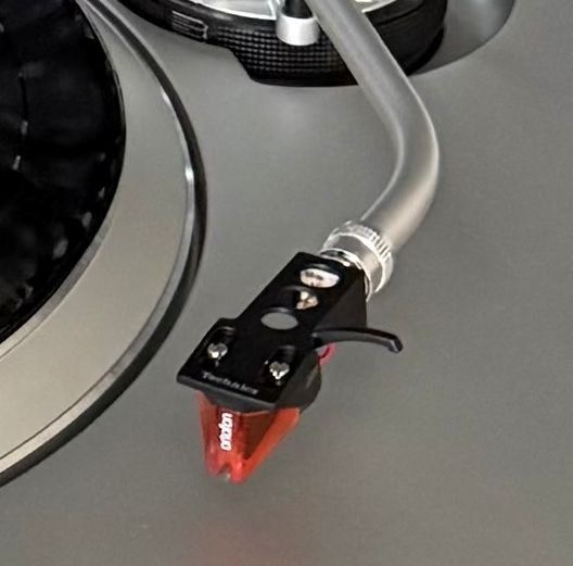 Technics Giradischi: Technics SL-1500C, silver + Ortofon 2M bronze – Usato da Untereggen venduto da Aegger 1