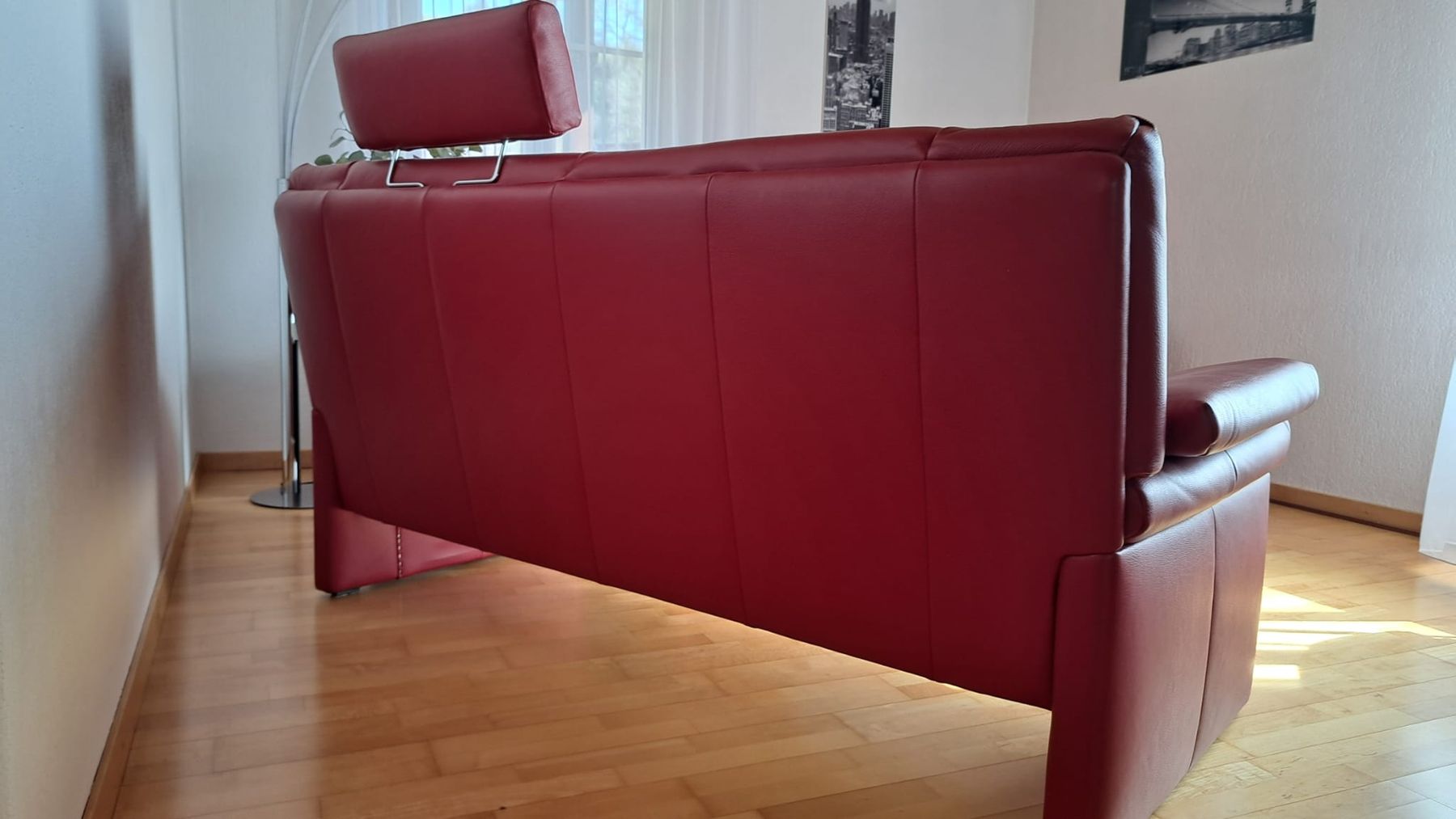 Sofas: 2er Echtledersofa rot – Gebraucht aus Thayngen von lisafuchs95 3