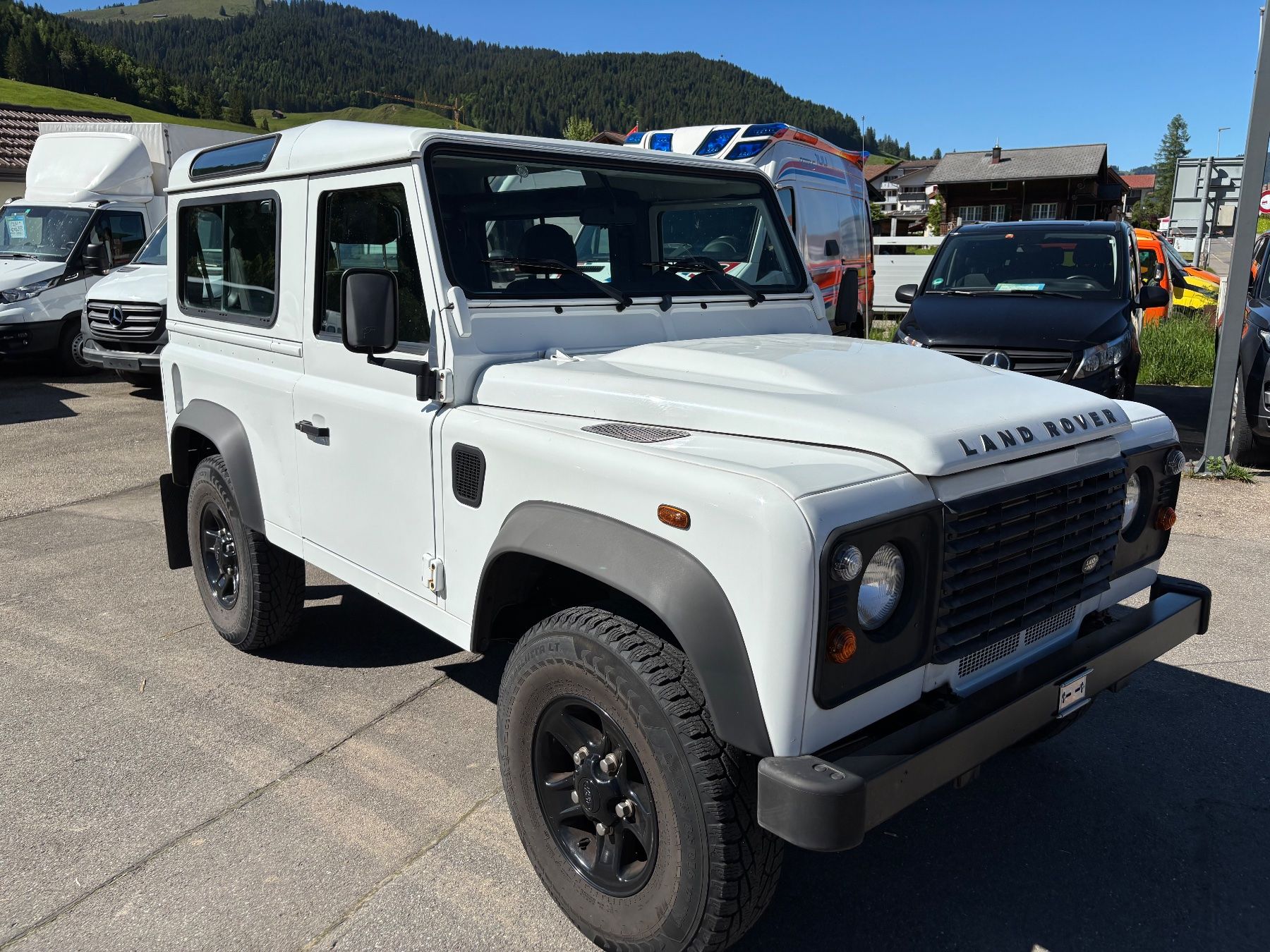 Land Rover Automobili: Landrover Defender 90 2.2 TD 4 – Usato da Unteriberg venduto da Rini54 2