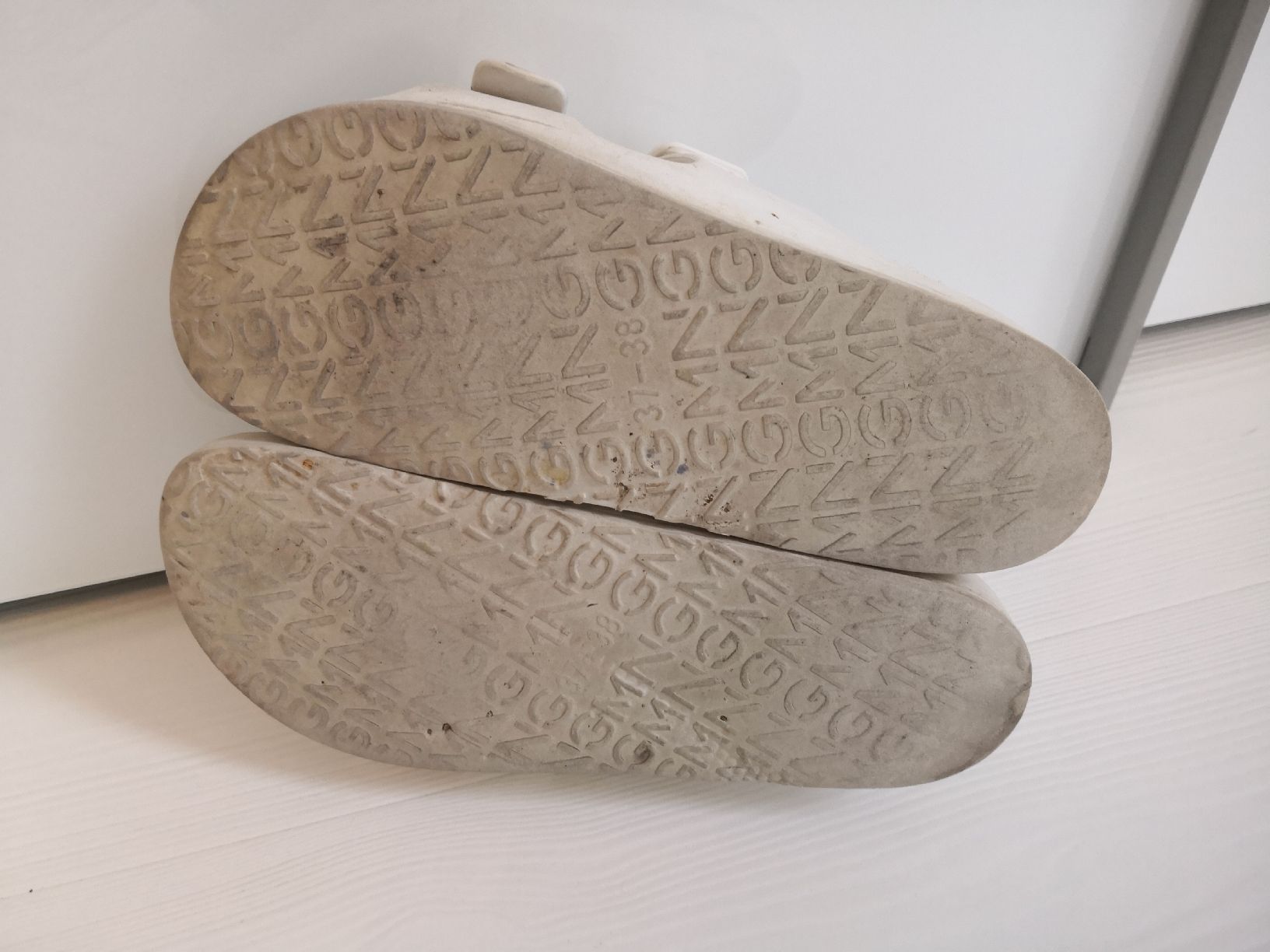 Mango Scarpe da donna: 🤩MANGO PLASTIK SANDALEN WEISS – Usato da Olten venduto da Naja-Twins-Twins 7